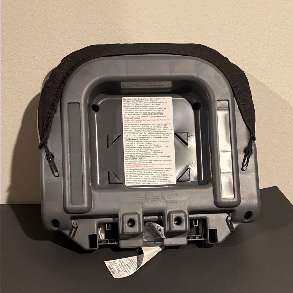 Graco Black Booster Seat for Kids - Picture 10 of 11